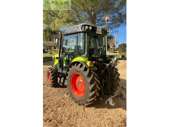 Farm tractor CLAAS Nexos
