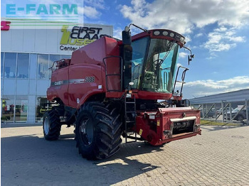 Combine harvester CASE IH
