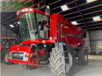 Combine harvester CASE IH