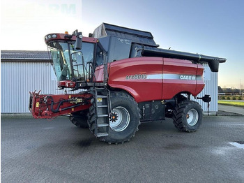 Combine harvester CASE IH