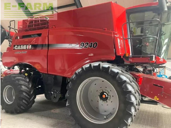 Combine harvester CASE IH Axial-Flow