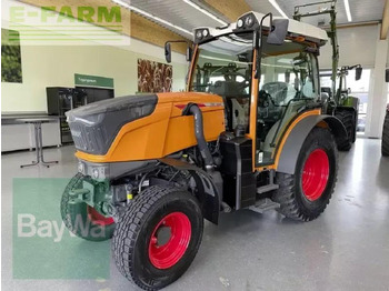 Farm tractor FENDT 200 Vario