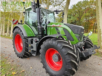 Farm tractor FENDT 718 Vario