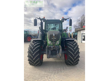 Farm tractor Fendt 724 s4: picture 3