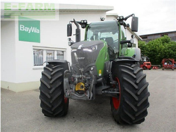 Farm tractor FENDT 728 Vario