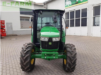 Farm tractor John Deere 5058e: picture 2