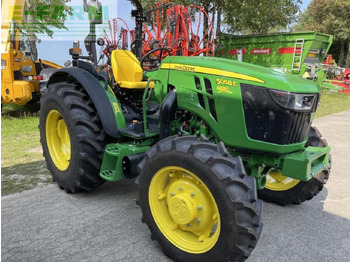 Farm tractor JOHN DEERE 5058E