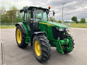 Farm tractor John Deere 5085M: picture 4