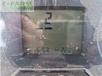 Farm tractor John Deere 6510: picture 2