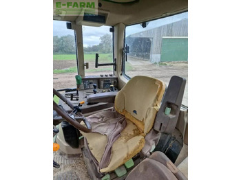 Farm tractor John Deere 6510: picture 4