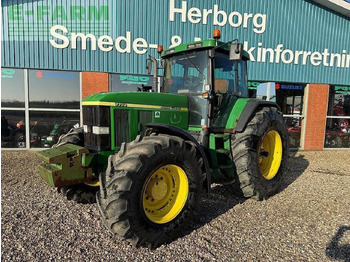 Farm tractor JOHN DEERE 7710