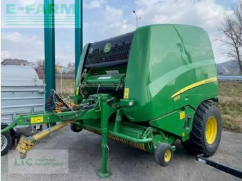 Square baler JOHN DEERE