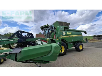 Combine harvester JOHN DEERE T560