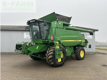 Combine harvester JOHN DEERE T660