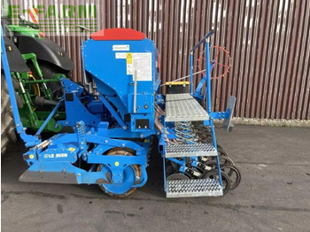 Combine seed drill LEMKEN