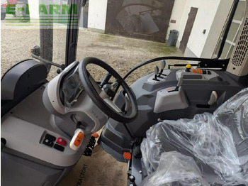 Farm tractor McCormick x4.080: picture 4