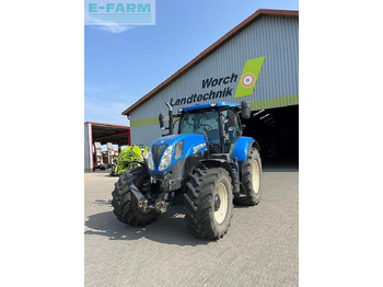 Farm tractor NEW HOLLAND T7.200
