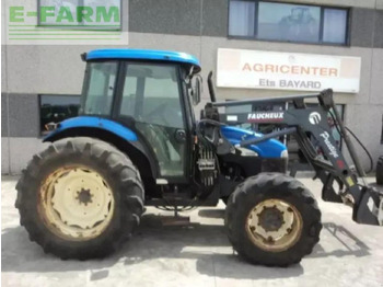 Farm tractor NEW HOLLAND
