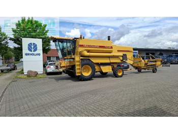 Combine harvester NEW HOLLAND TX34