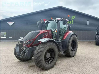 Farm tractor VALTRA