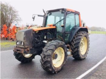 Farm tractor Valtra 6550: picture 1