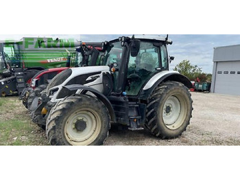 Farm tractor VALTRA N-series