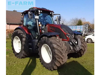 Farm tractor VALTRA N-series