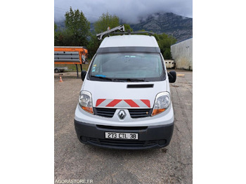 Panel van Renault Trafic - 2006 - 75540kms - 273CTL38: picture 3