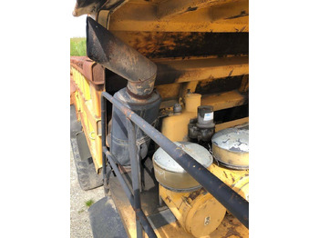 Rigid dumper/ Rock truck CAT 773 B: picture 5 Rigid dumper/ Rock truck CAT 773 B: picture 5