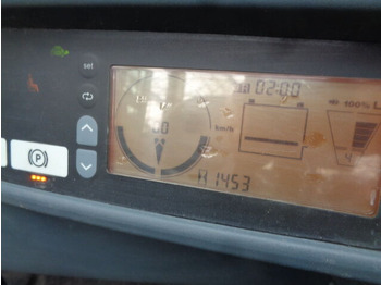 Forklift Jungheinrich EFG425: picture 5