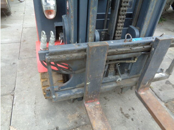 Forklift Jungheinrich EFG425: picture 4