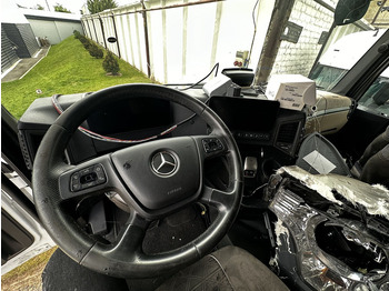 Container transporter/ Swap body truck Mercedes-Benz Actros F MP5: picture 5 Container transporter/ Swap body truck Mercedes-Benz Actros F MP5: picture 5