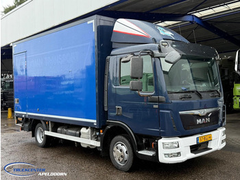 Curtain side truck MAN TGL 7.150