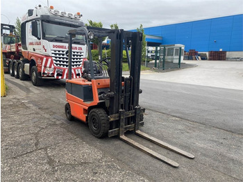 Electric forklift Toyota FBM16: picture 3