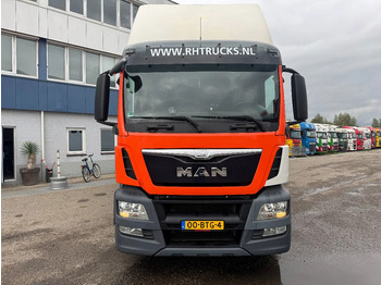 Refrigerated truck MAN TGS 26.440 6X2 EURO 6 THERMO KING + LOAD LIFT: picture 2 Refrigerated truck MAN TGS 26.440 6X2 EURO 6 THERMO KING + LOAD LIFT: picture 2