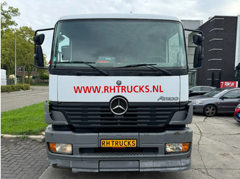 Crane truck Mercedes-Benz Atego 1923 + 2011 FASSI F110 + 2011 VDS HOOKLIFT: picture 2 Crane truck Mercedes-Benz Atego 1923 + 2011 FASSI F110 + 2011 VDS HOOKLIFT: picture 2