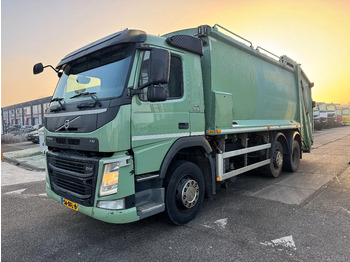 Refuse truck DENNIS