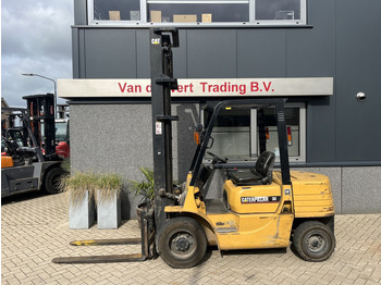Diesel forklift CATERPILLAR