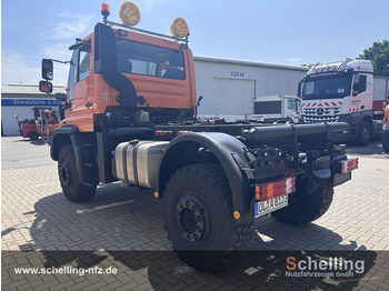 Truck Mercedes-Benz U500: picture 5