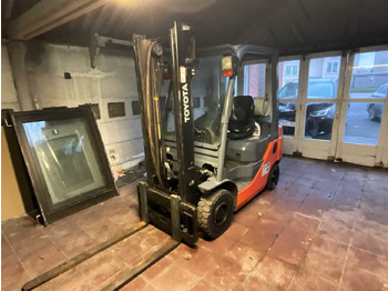 Forklift TOYOTA