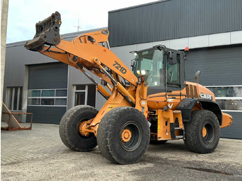 Wheel loader CASE