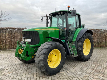 Farm tractor JOHN DEERE 6920