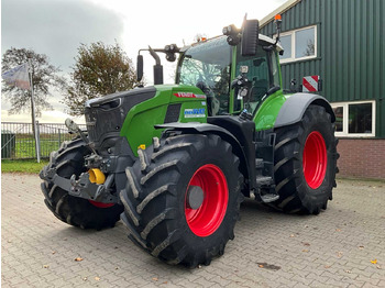 Farm tractor FENDT