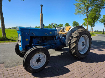 Farm tractor FORD
