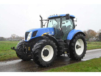 Farm tractor NEW HOLLAND T7000