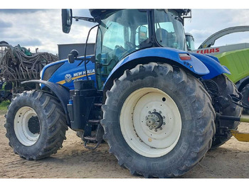 Farm tractor NEW HOLLAND T7.245
