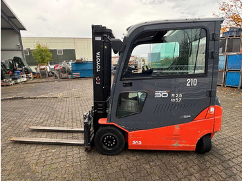 Forklift TOYOTA