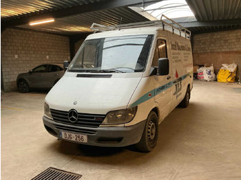 Commercial vehicle MERCEDES-BENZ