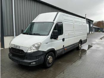 Commercial vehicle IVECO Daily