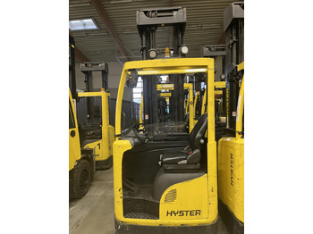 Reach truck HYSTER